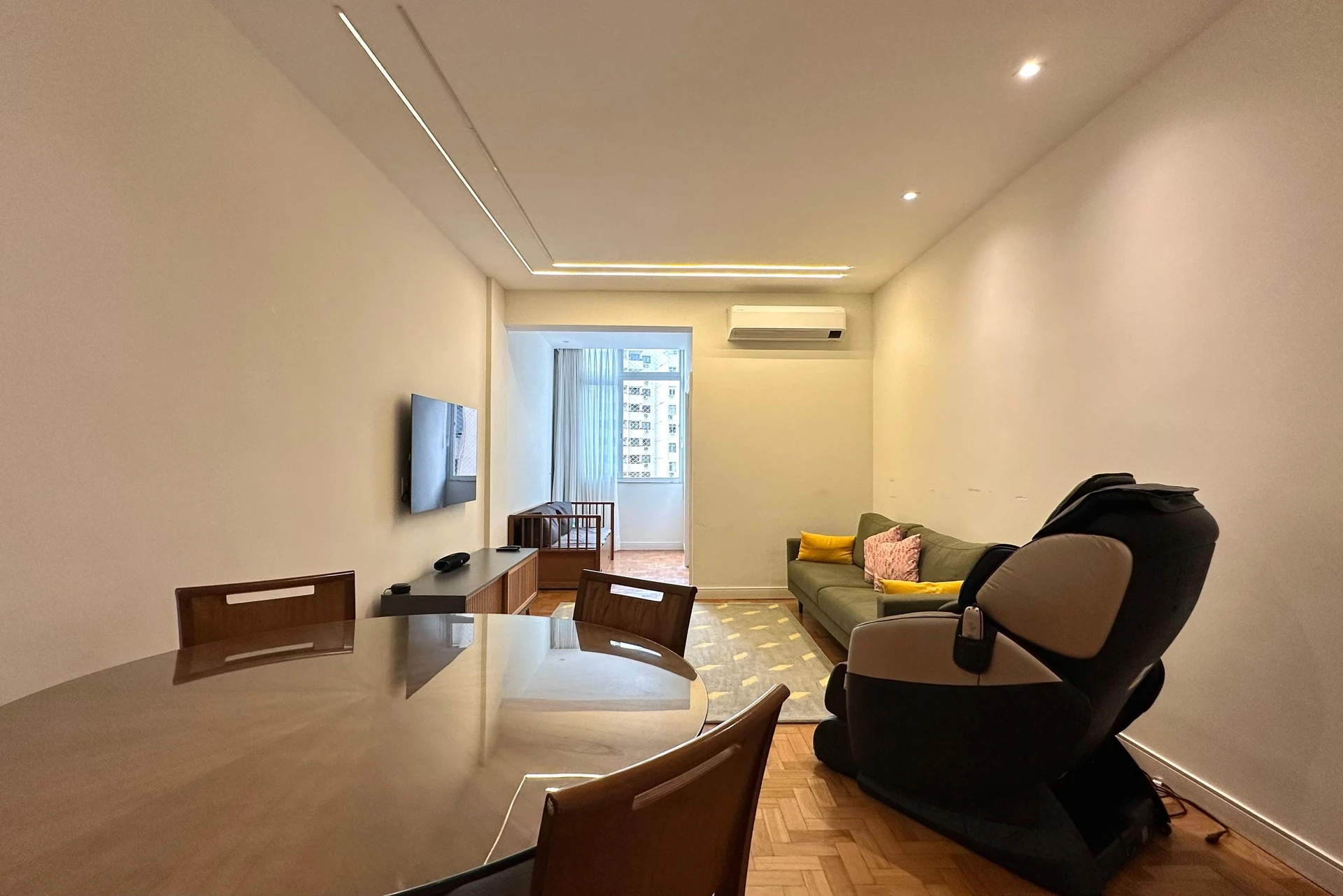 Washing machine in a 3-bedroom apartment, 110 m² — photo 8