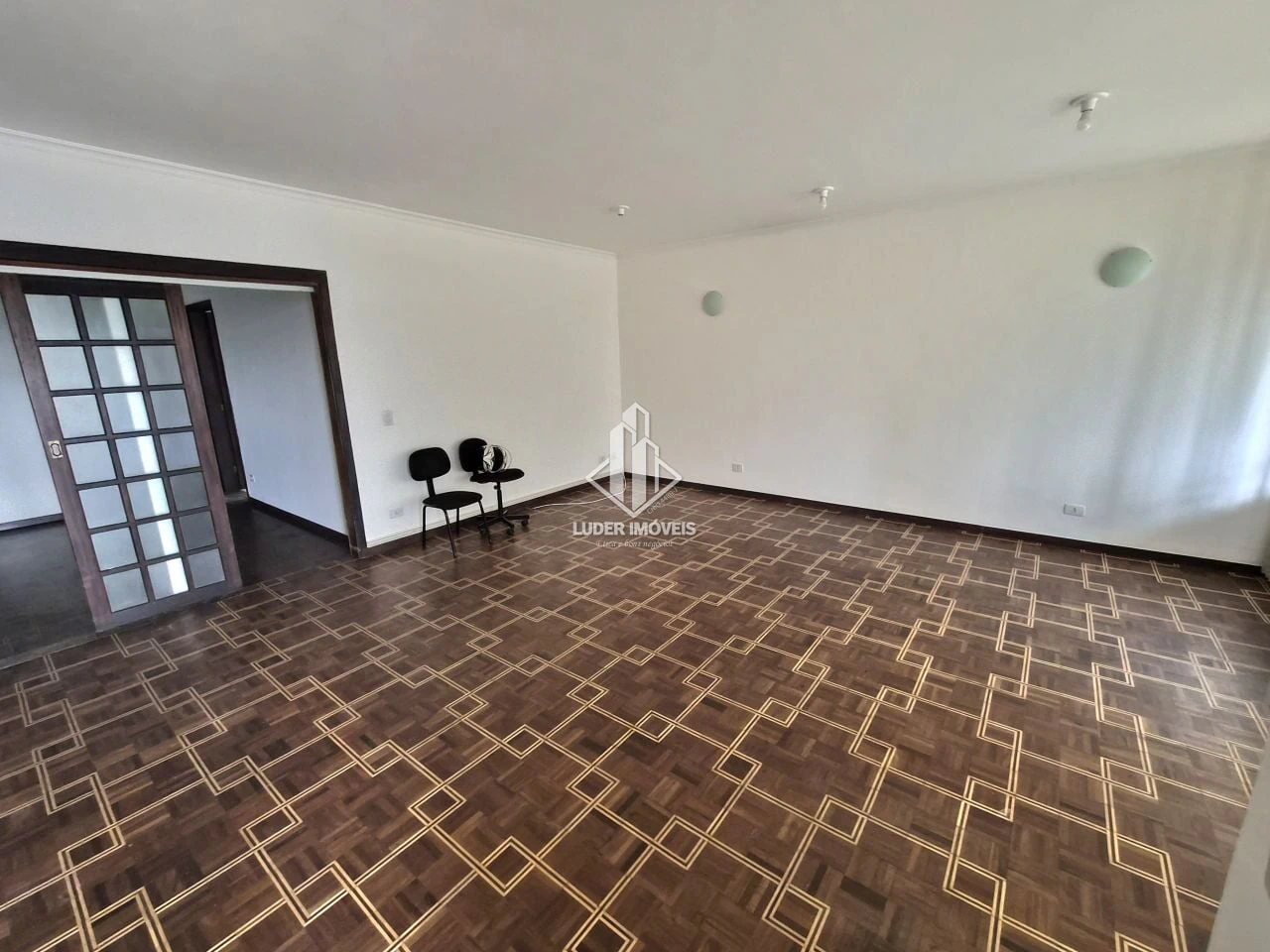 4-bedroom house with a garden in Curitiba — photo 4