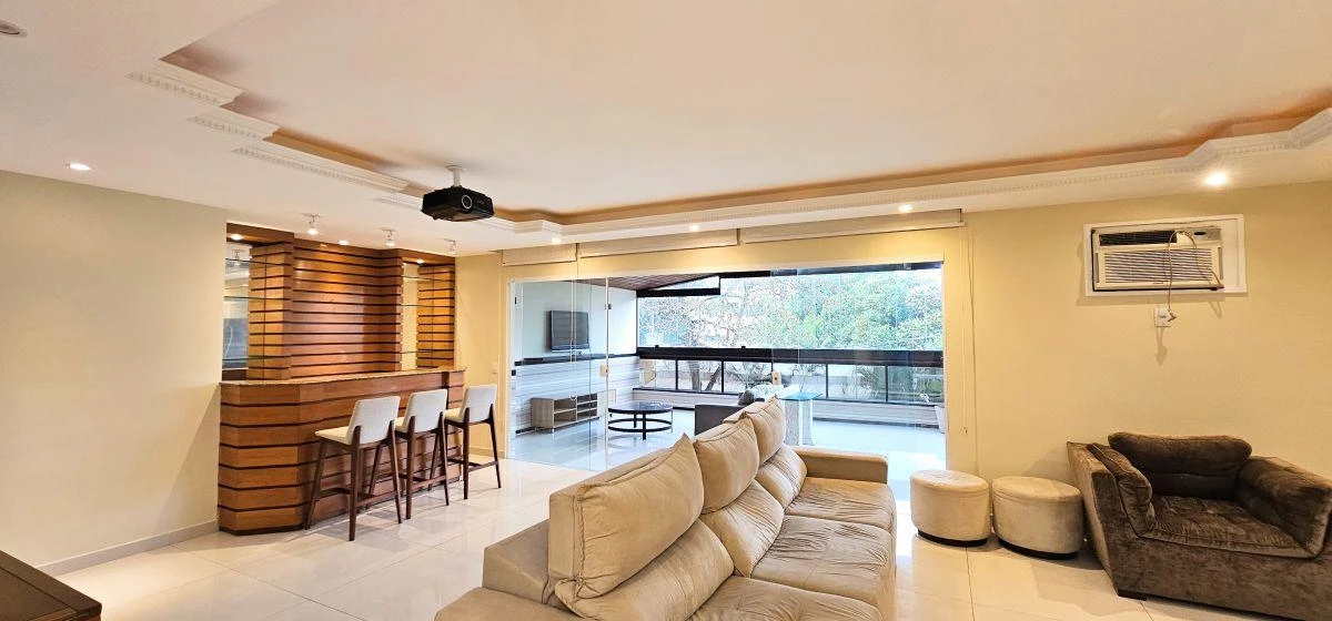 197 m² furnished apartment with 3 bedrooms and 2 parking spaces — photo 18