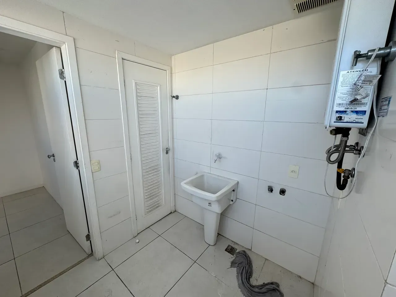 3-bedroom apartment with balcony, 180 m² — photo 4