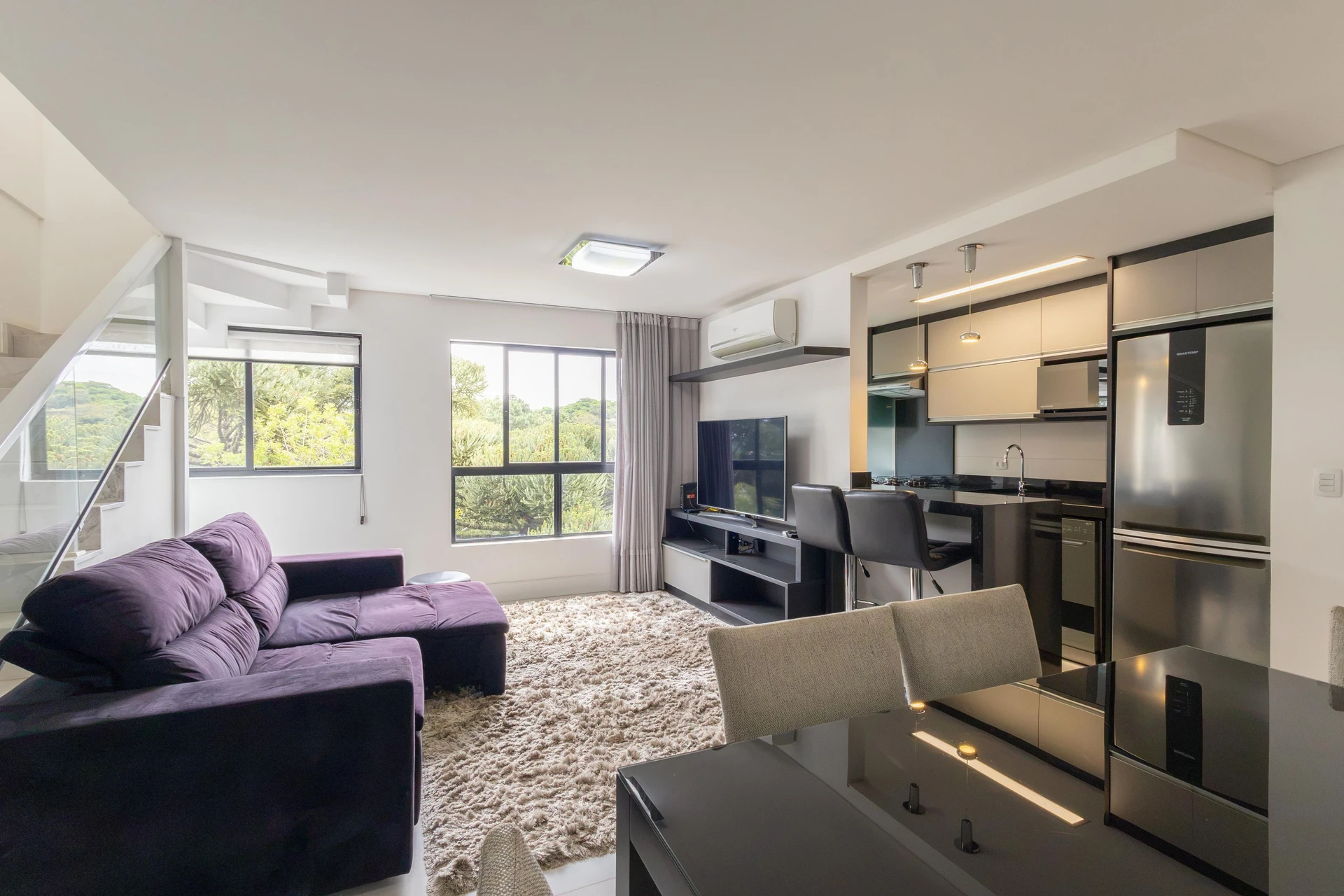2-bedroom apartment with a glass-enclosed balcony — photo 28