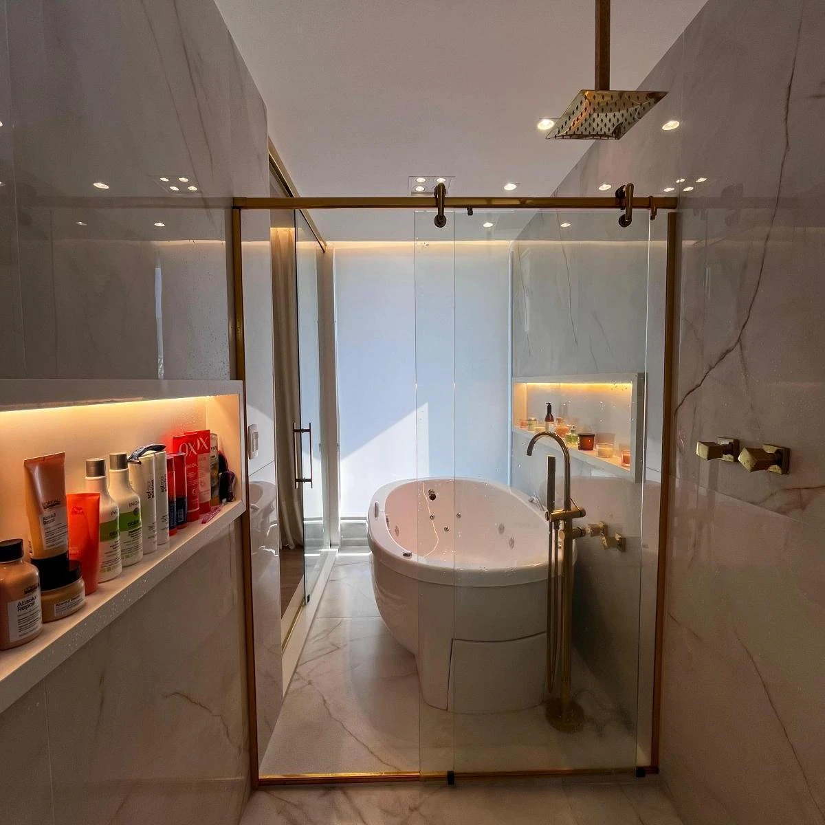 Casa de condomínio com 5 quartos e 536 m² de área — photo 16