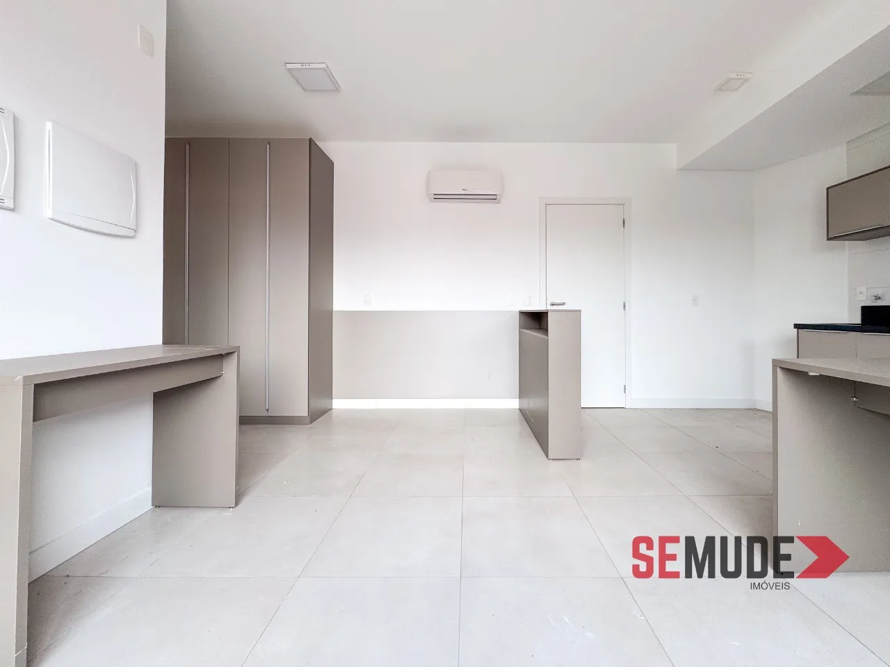 Apartamento mobiliado de 1 dormitório com cozinha integrada — photo 18