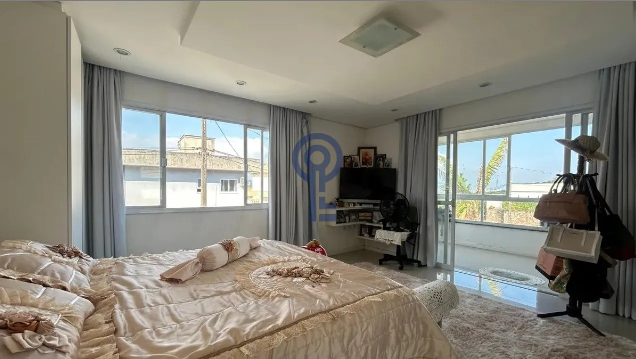 Furnished house with 5 bedrooms and 4 parking spots — photo 5