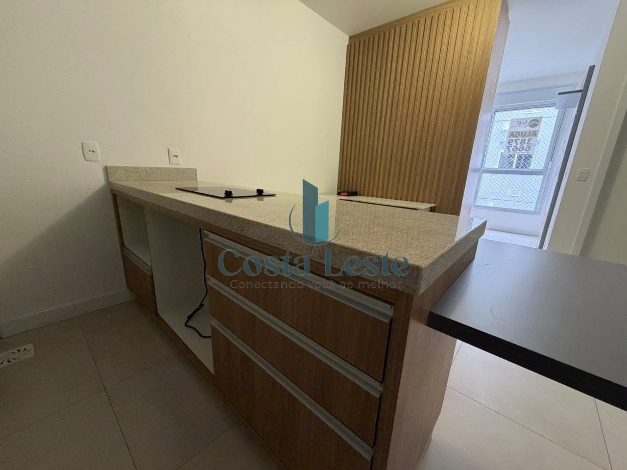 One-bedroom apartment with a washing machine — photo 18