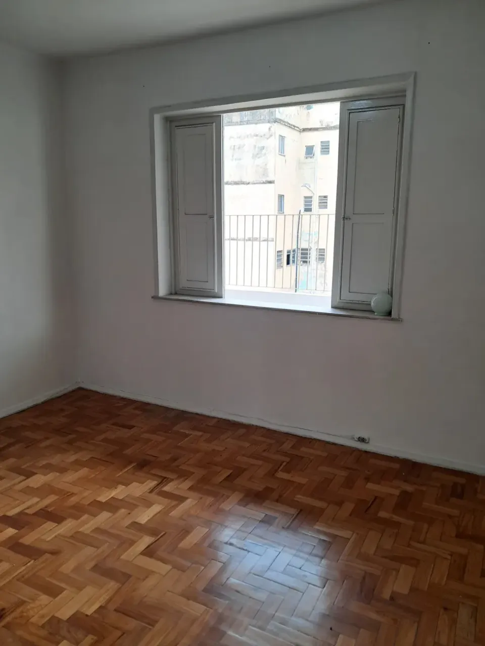 Apartment with a balcony, 2 bedrooms and 1 bathroom — photo 13
