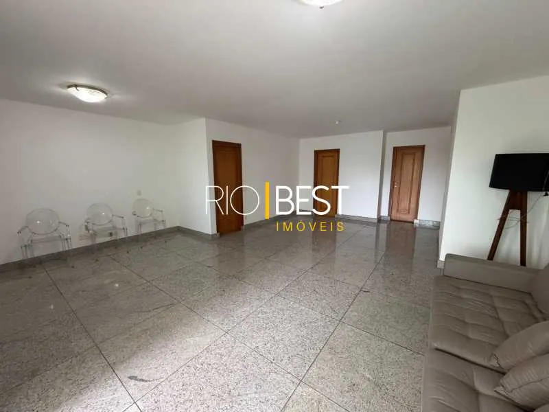 3-bedroom apartment with 2 bathrooms and 2 parking spaces — photo 9