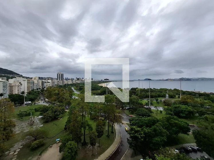 3-bedroom apartment with a water view in Rio de Janeiro — photo 26