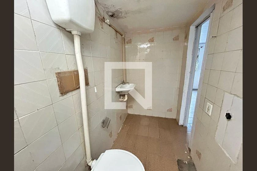 Rental house with 2 bedrooms, 90 m² and a balcony — photo 39