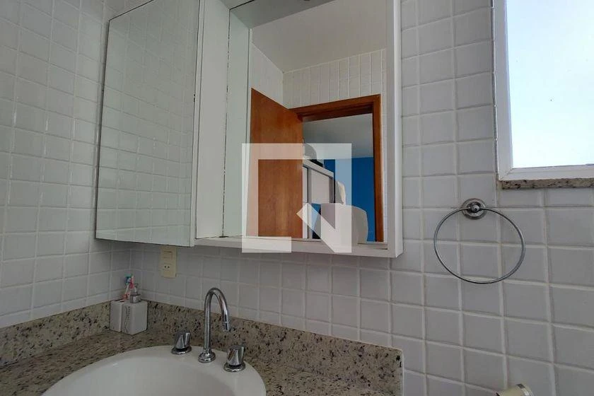 Home office in a 3-bedroom house, 198 m² — photo 12