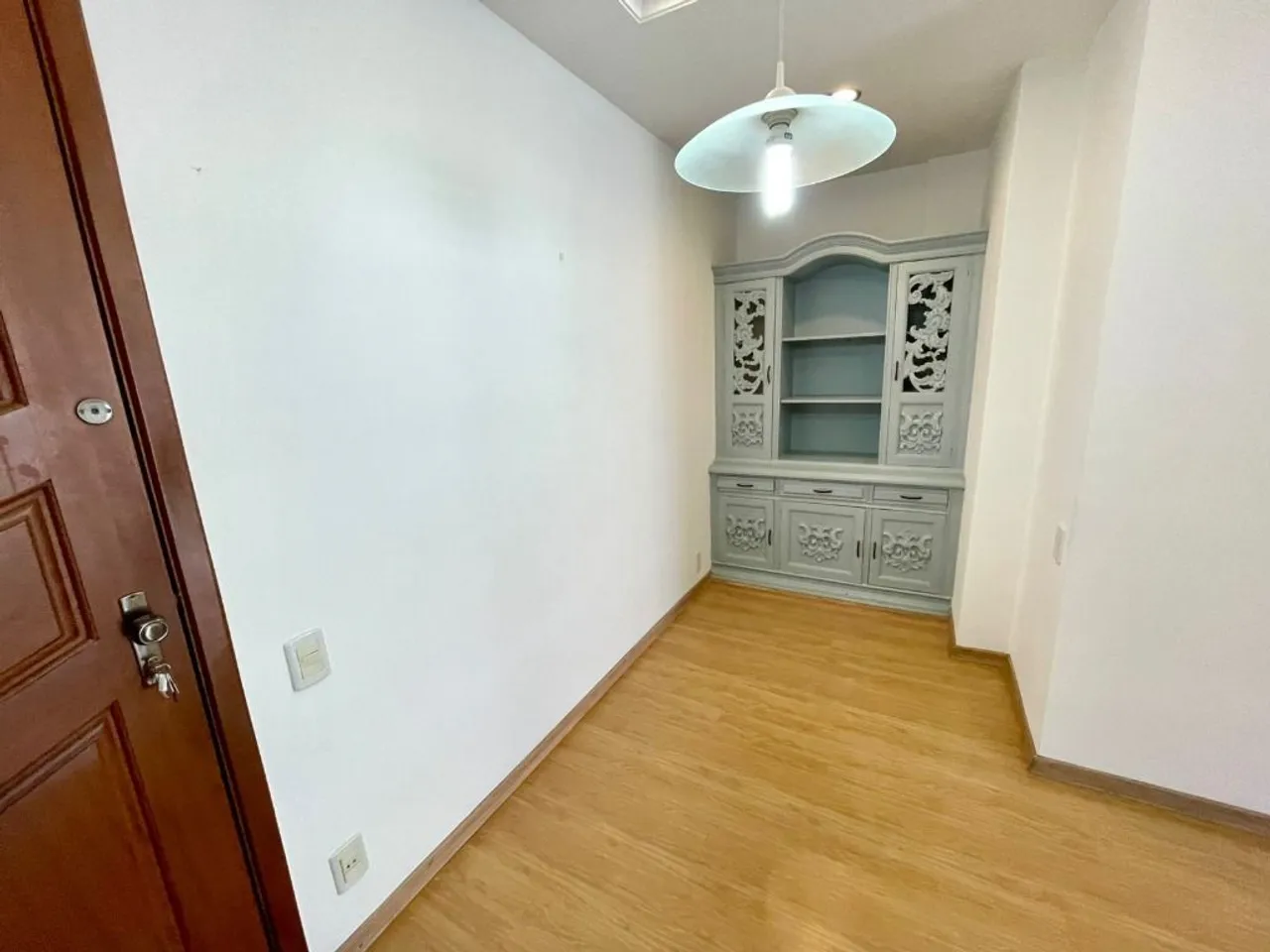 2-bedroom apartment with a balcony — photo 13