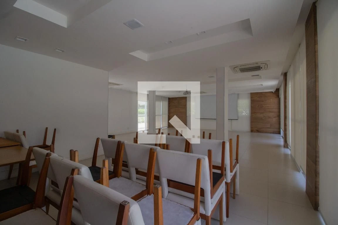 3-bedroom apartment in a building with a sauna — photo 60