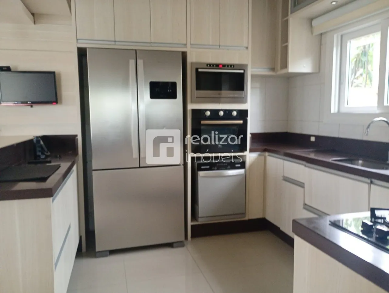 200 m² house with a private pool and a dishwasher — photo 11