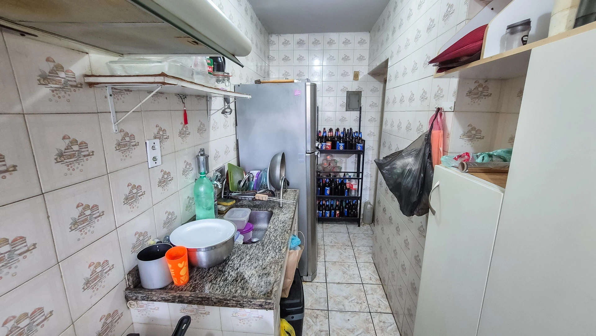One-bedroom apartment with a washing machine — photo 30