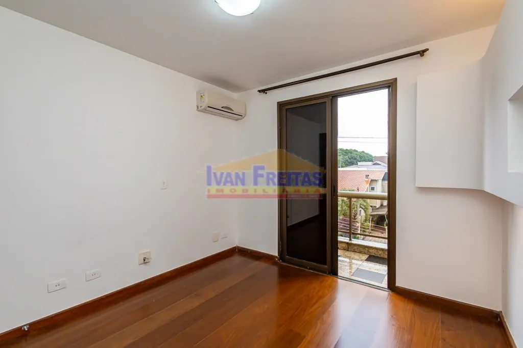 House with 5 bedrooms and balcony, plus 5 parking spots — photo 41