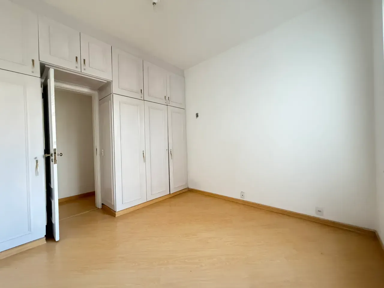 132 m² apartment with 3 bedrooms and 1 parking space — photo 8