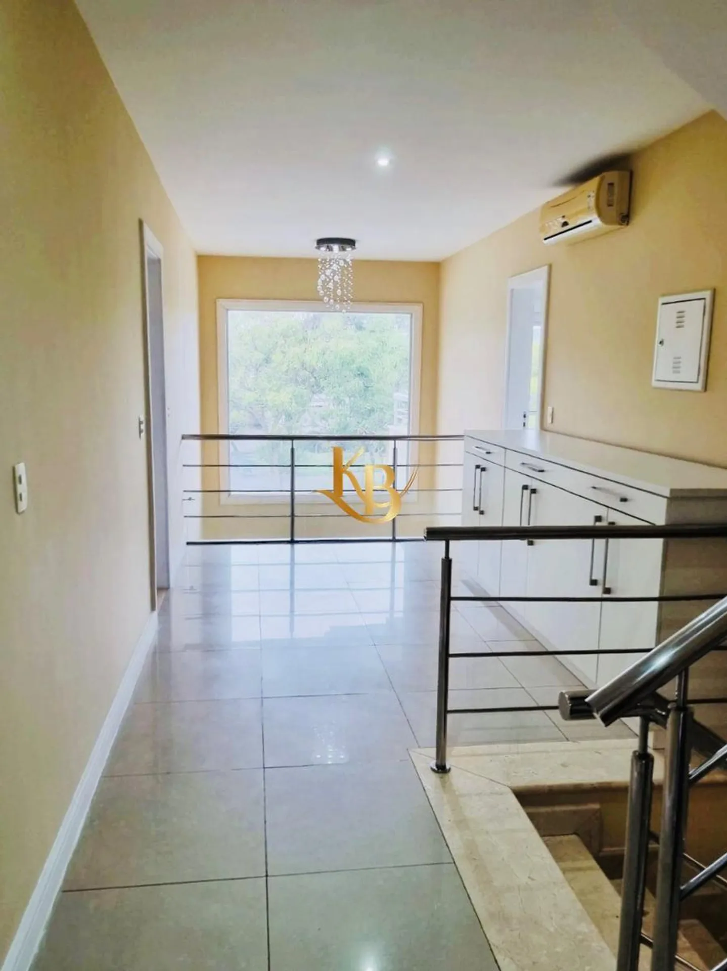 Apartment, 600 m², with a walk-in closet — photo 26