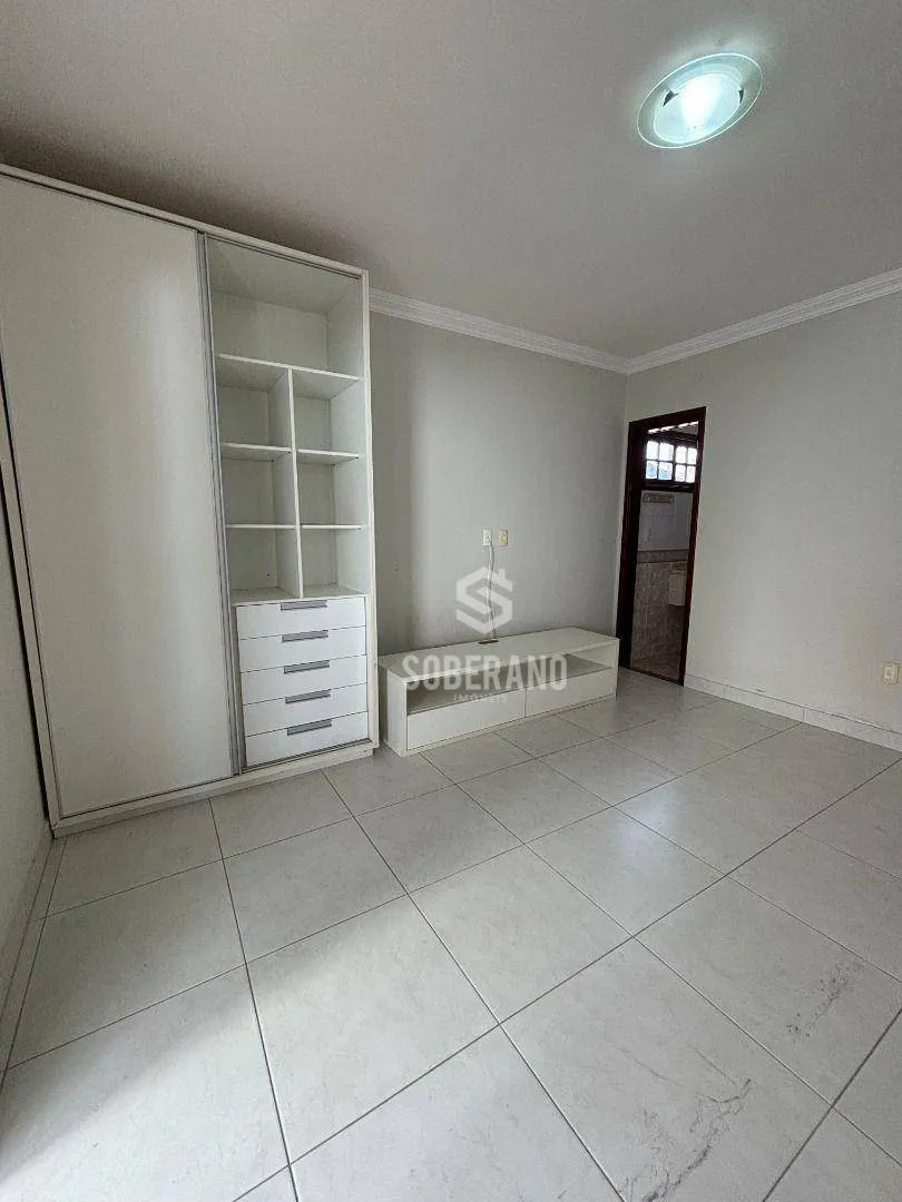 House with 6 bedrooms and 720 m² plus 4 parking — photo 23