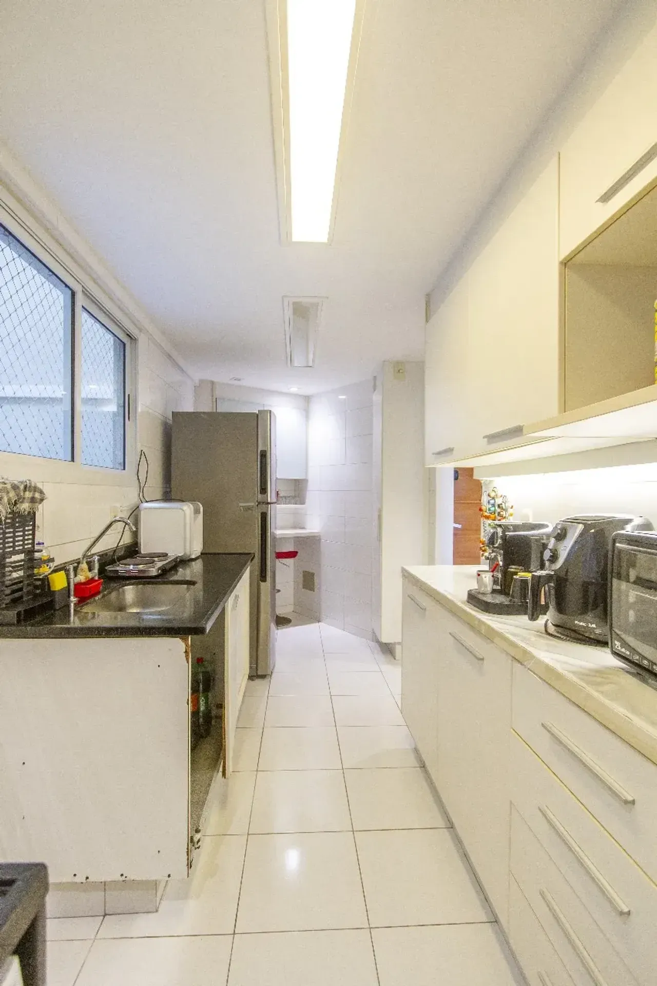 Furnished 100 m² apartment with a bedroom en-suite — photo 13