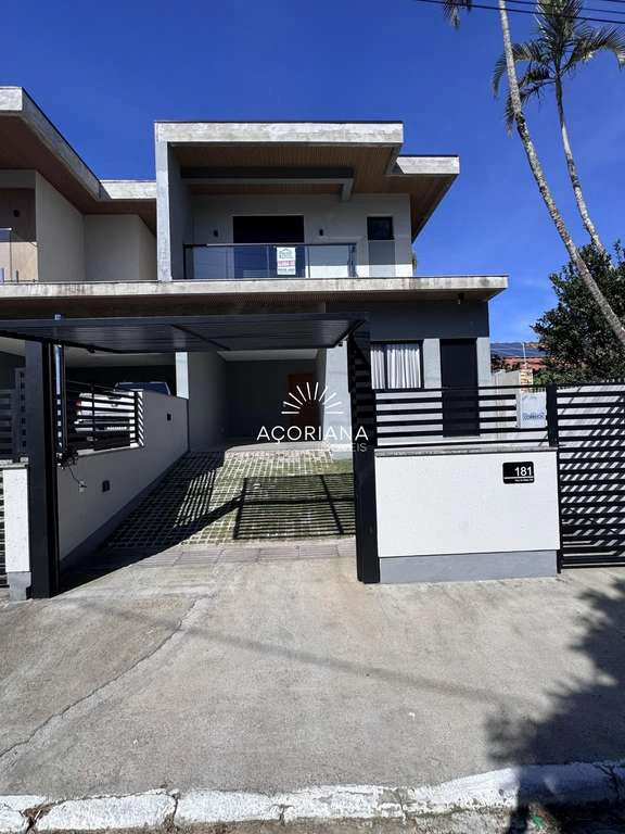 Casa para locação anual 3 quartos 170 m² com varanda — photo 2