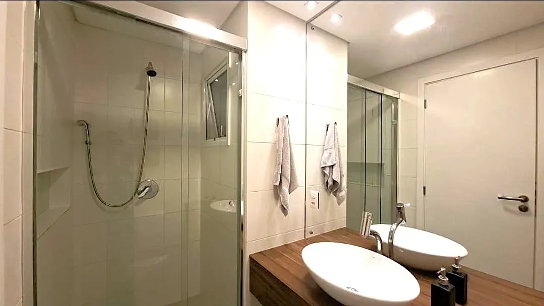 Apartamento amueblado de 70 m² con 2 dormitorios y balcón — photo 21