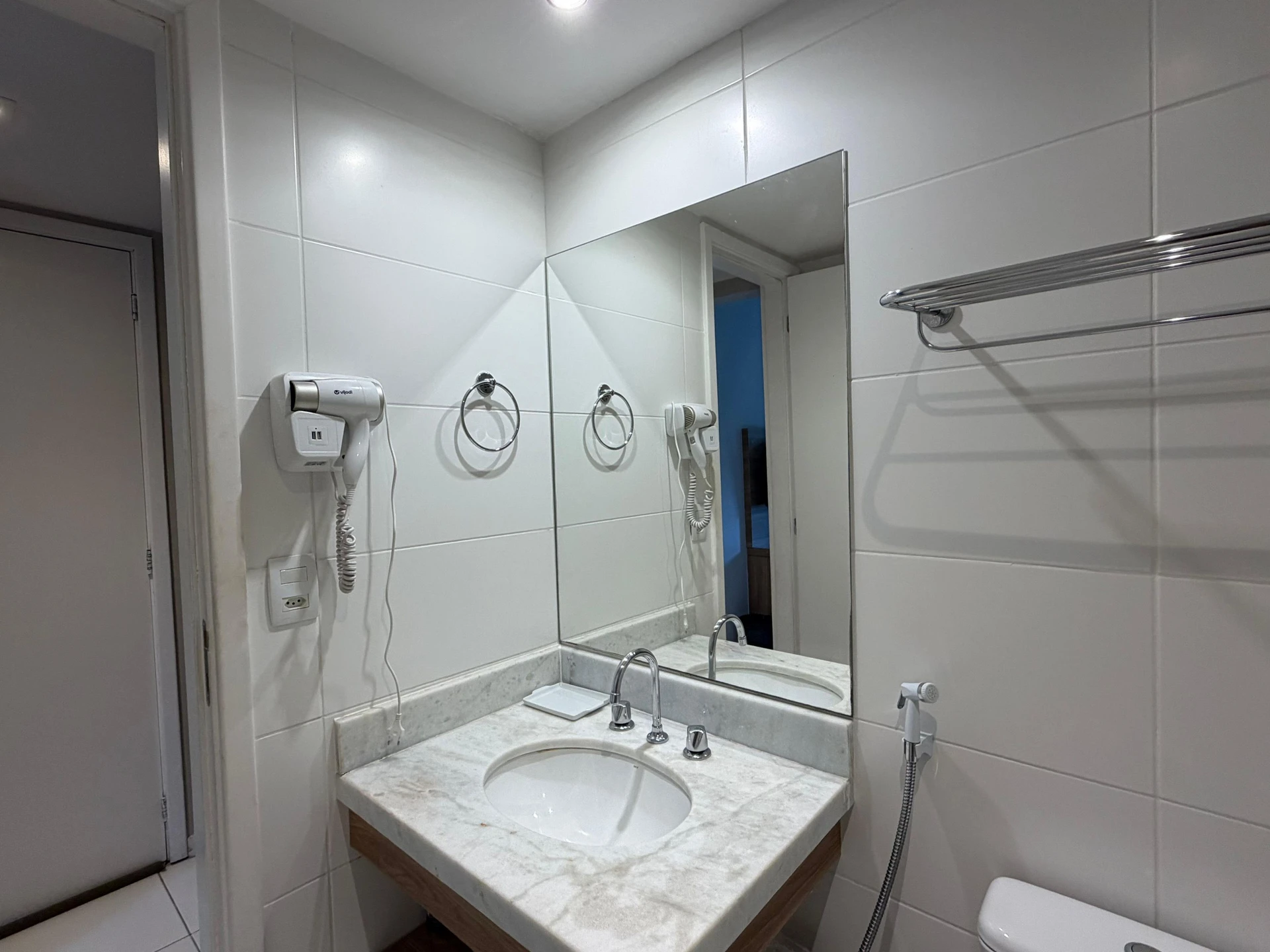 Apartamento mobiliado com 2 quartos em suítes — photo 51