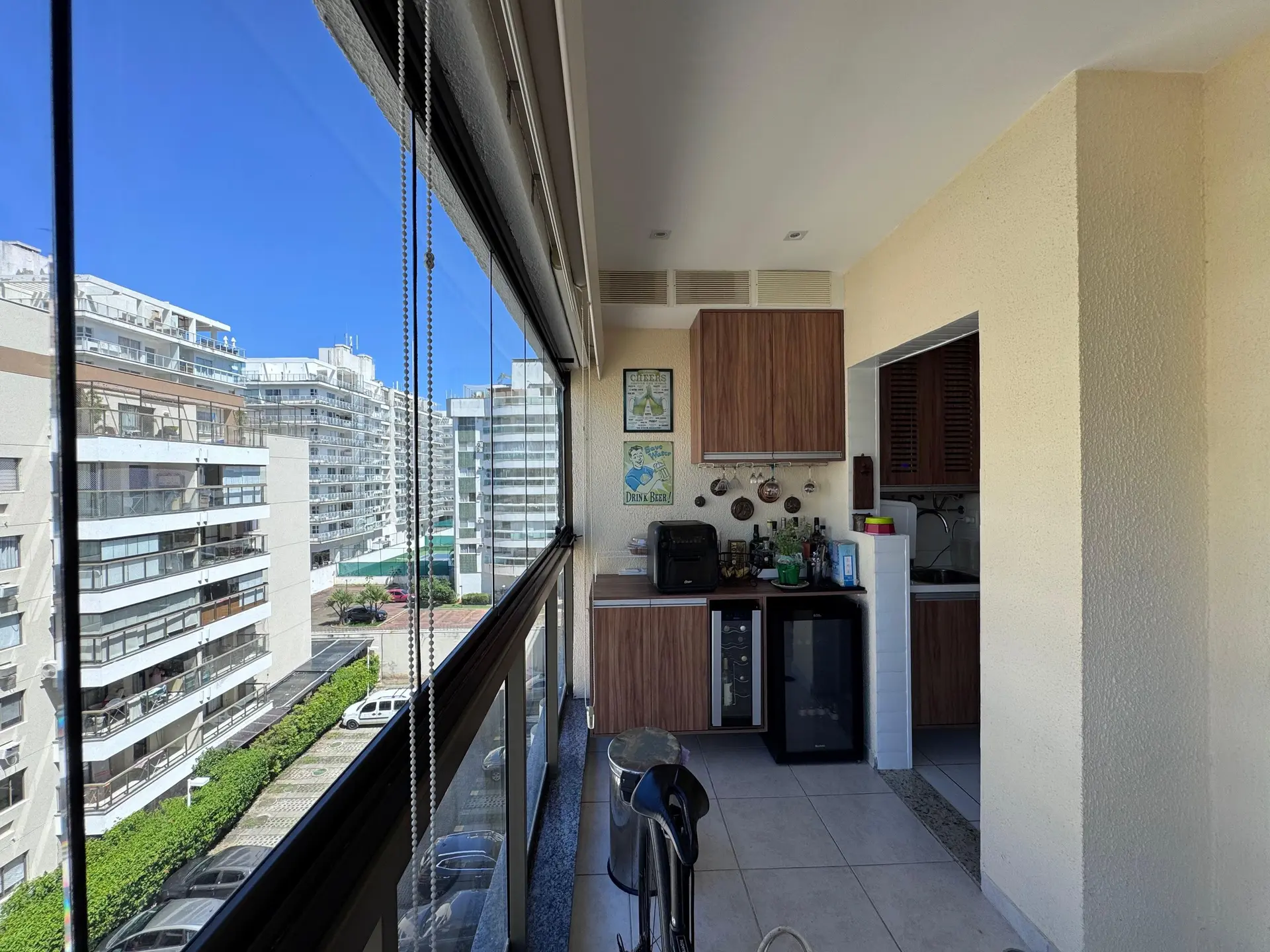 Apartamento mobiliado com 3 quartos e varanda e churrasqueira — photo 45