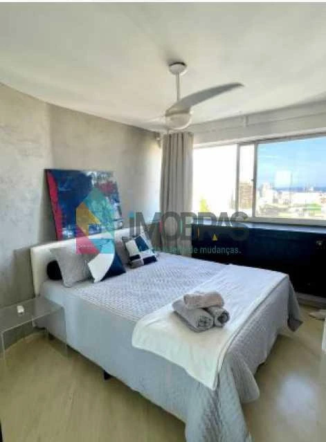 Floor-to-ceiling windows in a one-bedroom apartment, 50 m² — photo 4