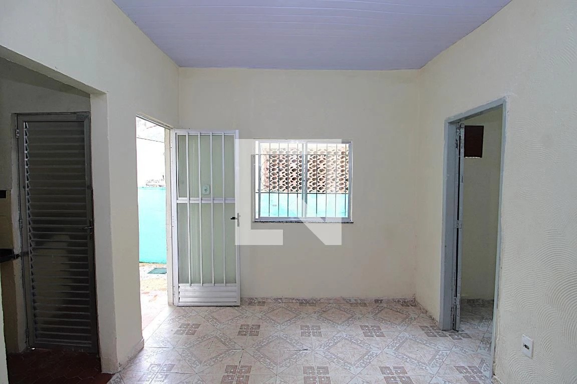 Casa sin amueblar con 1 dormitorio y jardín privado — photo 2