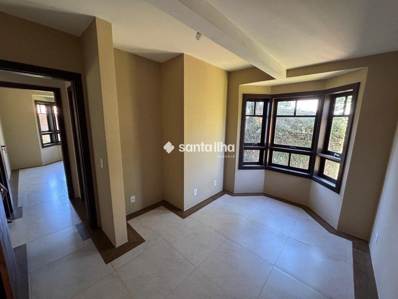 220 m² house with a garden and a home office — photo 18