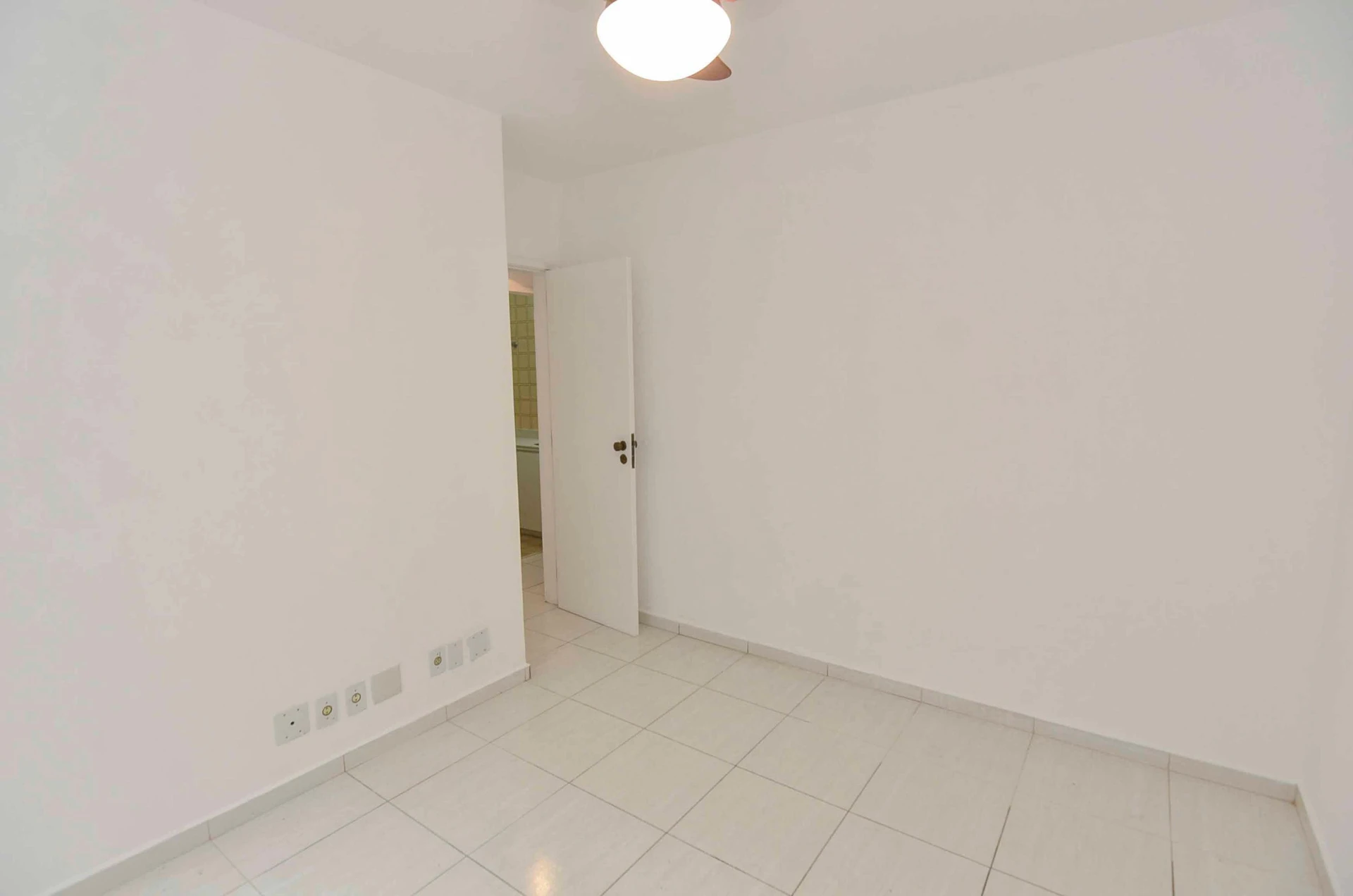 2-bedroom apartment with a home office in Rio de Janeiro — photo 23