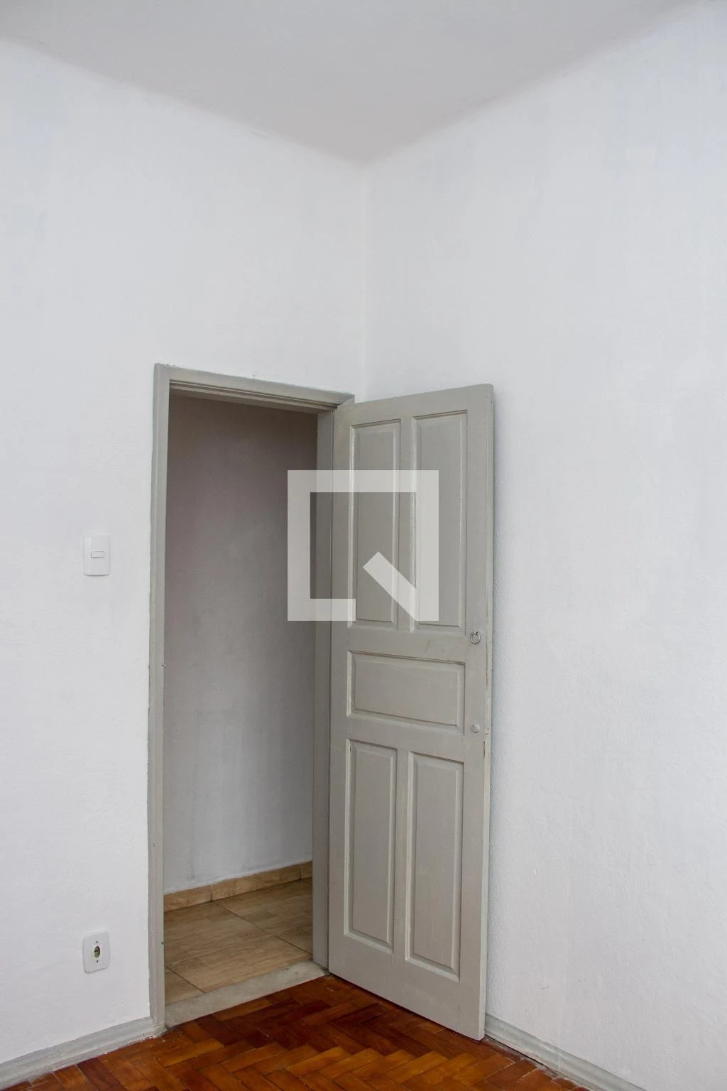 Деревянный пол или ламинат и 2 спальни: квартира 57 м² — photo 12