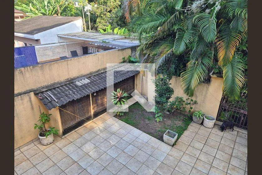 Sobrado com 3 suítes e 280 m² com 2 vagas — photo 32