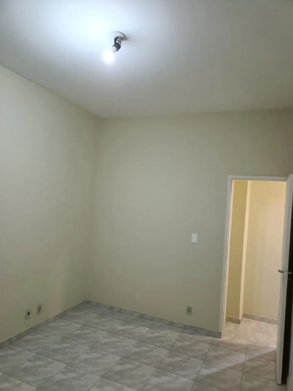 Apartamento de 2 quartos com box de vidro e 1 vaga — photo 5