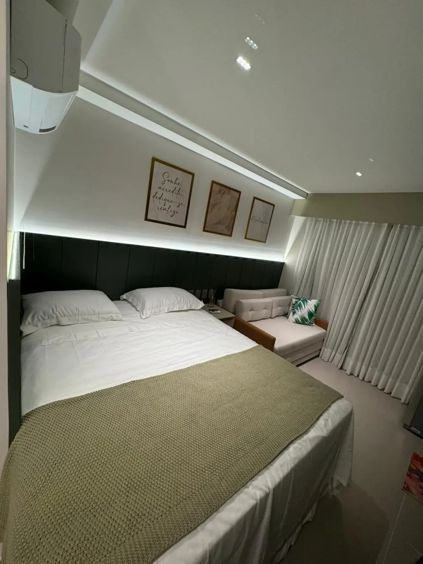 Apartamento mobiliado com 1 quarto e 23 m²