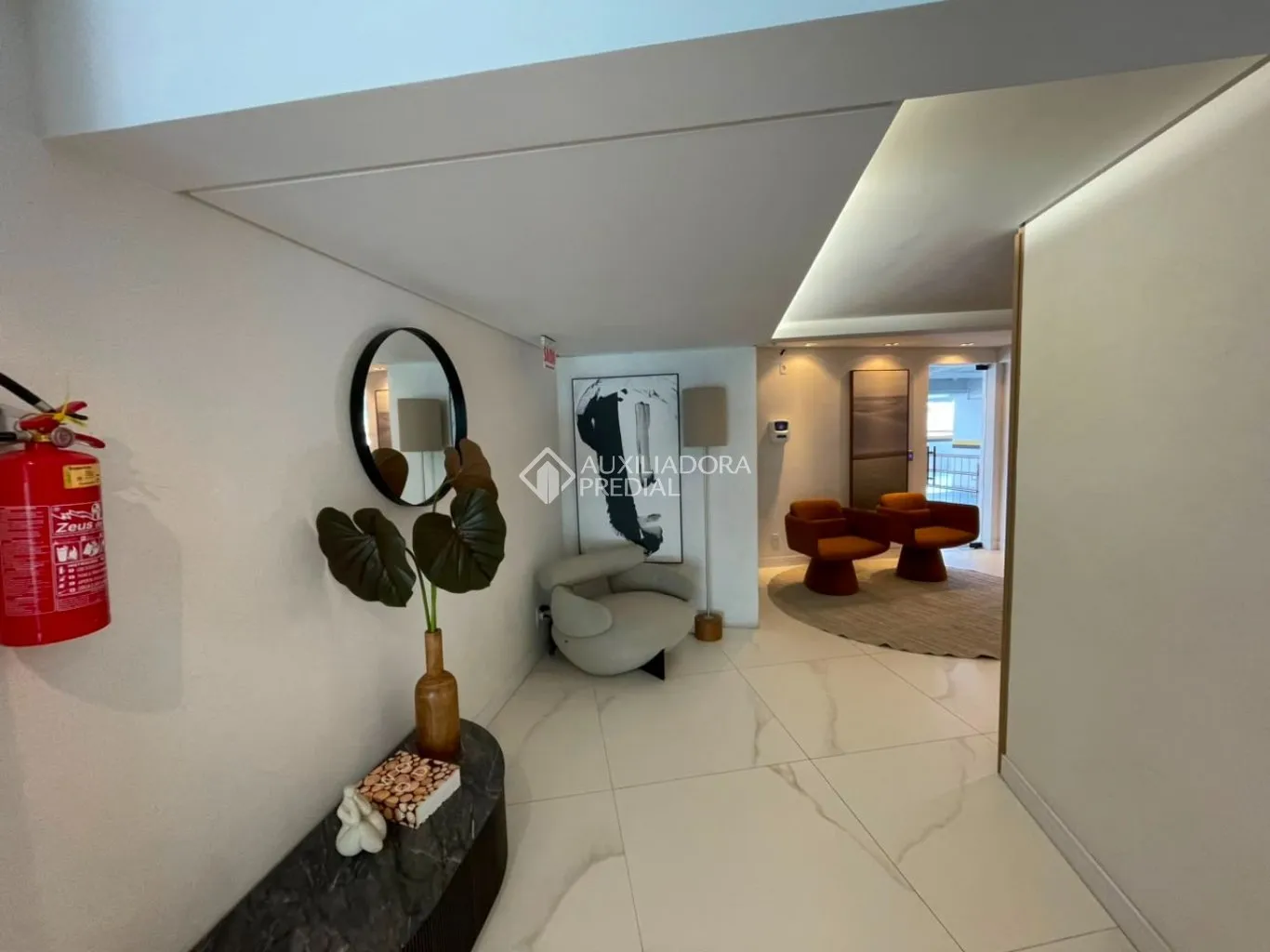 2-bedroom apartment with balcony and terrace — photo 29