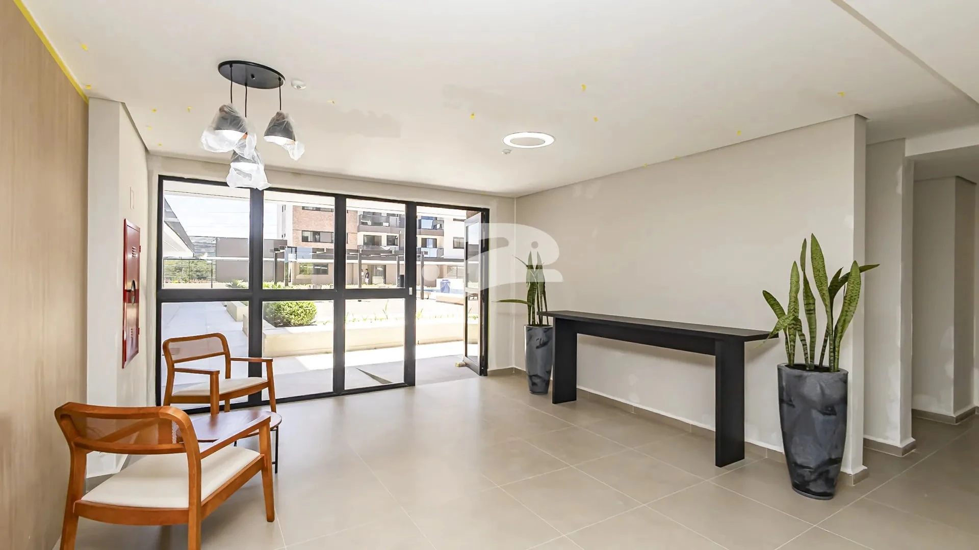 Мебльована квартира з 2 спальнями та 60 м² — photo 26