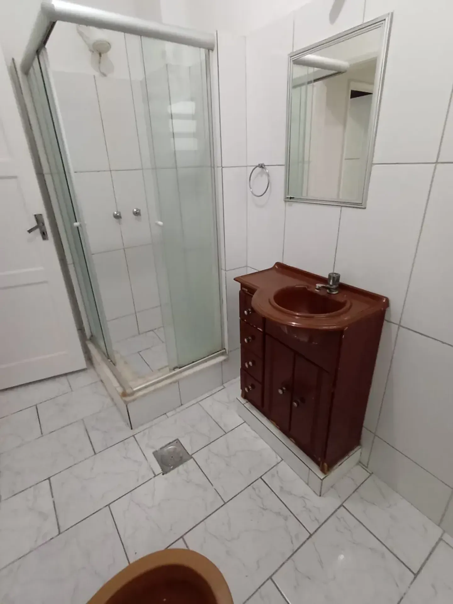 Apartment on the 4th floor with wood or laminate floors — photo 11