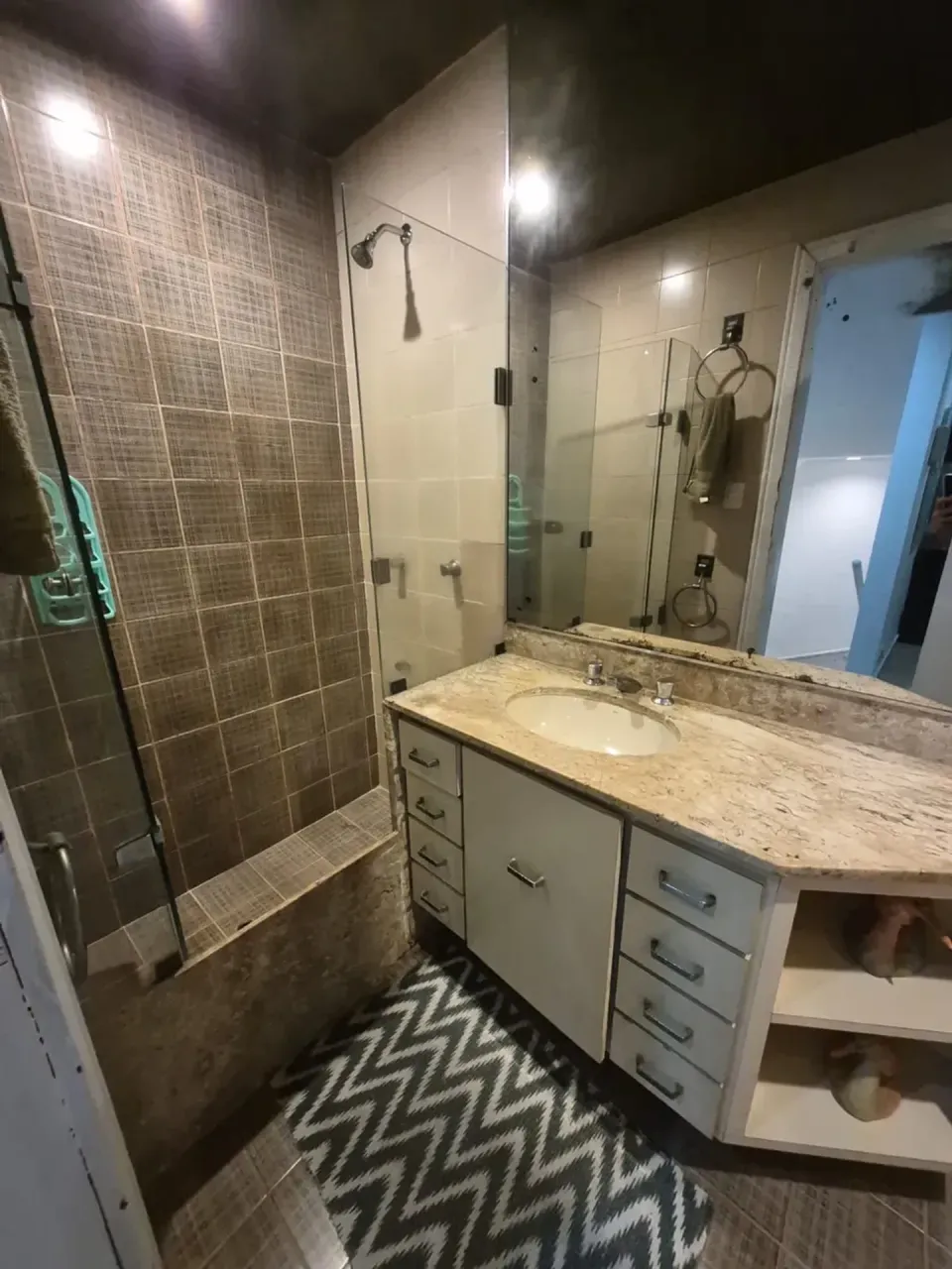 260 m² apartment with 4 bedrooms and 3 bathrooms — photo 14