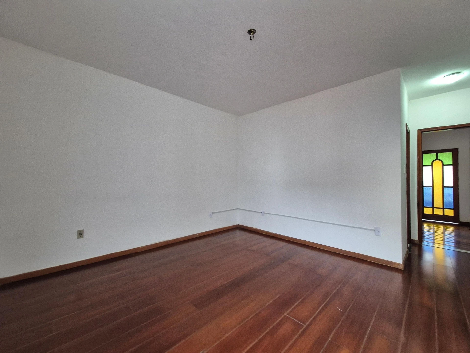 Casa em condomínio com 3 suítes e churrasqueira na varanda — photo 45