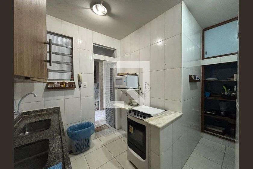 130 m² furnished apartment with 4 bedrooms and 2 baths — photo 5