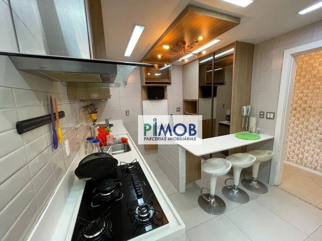 5 quartos e janelas do piso ao teto: apartamento de 400 m² — photo 9