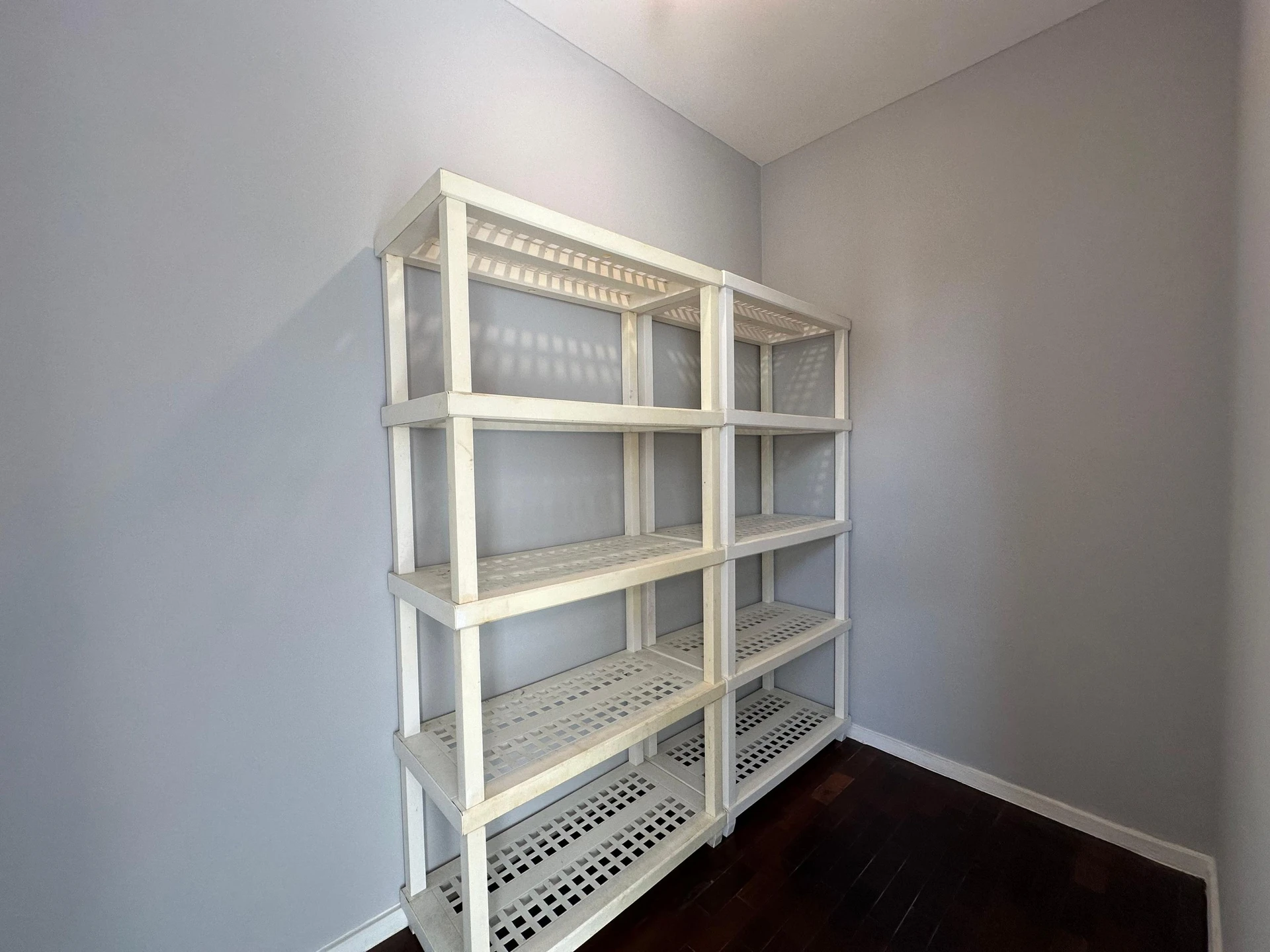 Квартира 82 м² із заскленим балконом та видом на гори — photo 68
