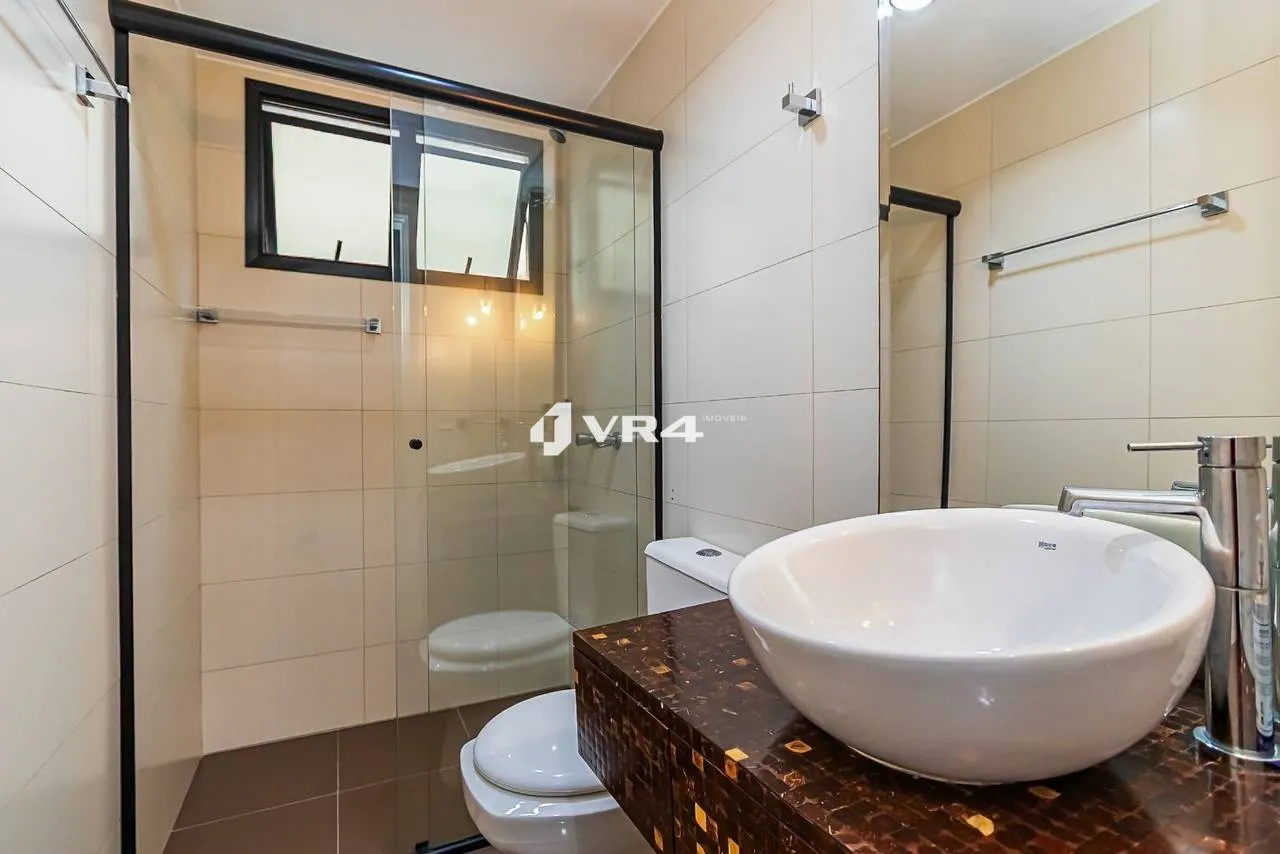 2-bedroom apartment with 1 en-suite and 106 m² — photo 17