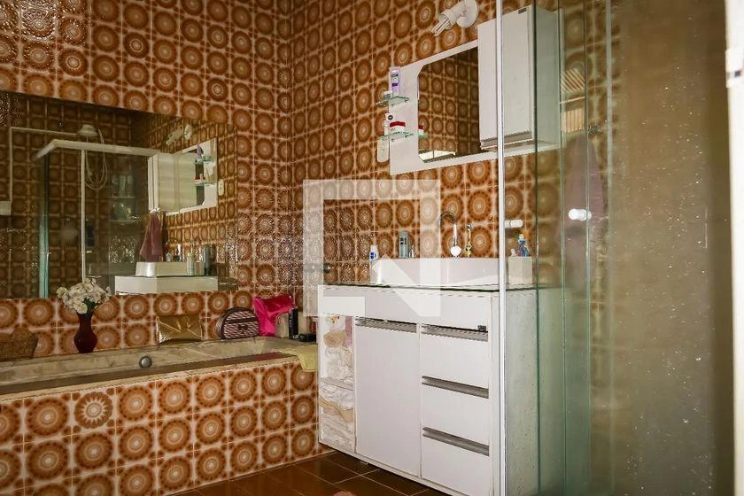 Casa para alquiler con 3 dormitorios y 269 m² — photo 8