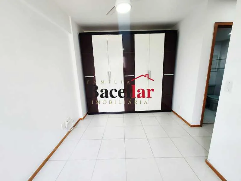 2-bedroom apartment with a washing machine in Rio de Janeiro — photo 12