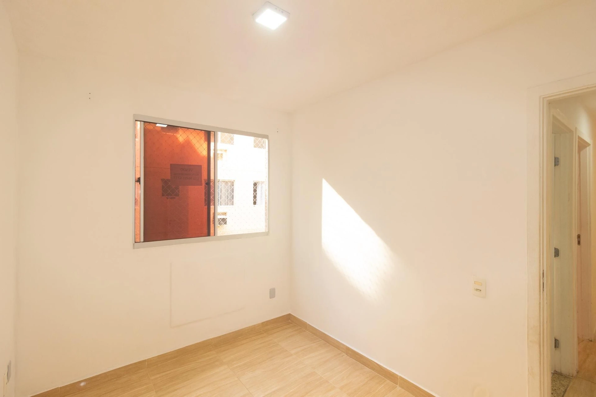 Unfurnished 2-bedroom apartment with 1 parking space — photo 21