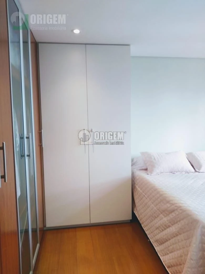 3-bedroom apartment with a home office in Curitiba — photo 4