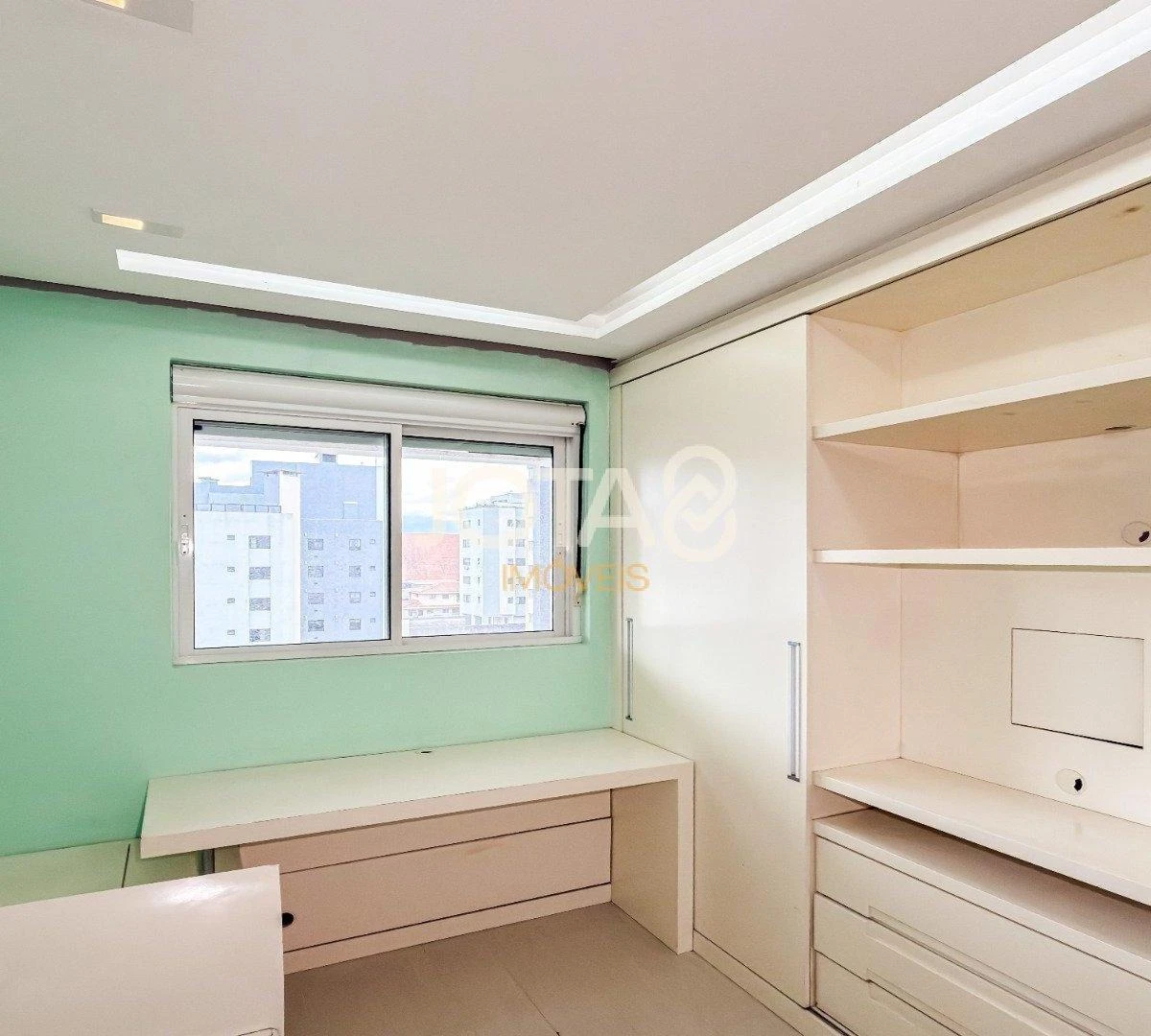 Apartment, 213 m², with a bathtub — photo 18