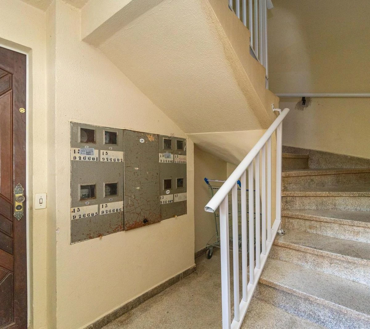 2-bedroom apartment with a washing machine in Curitiba — photo 16